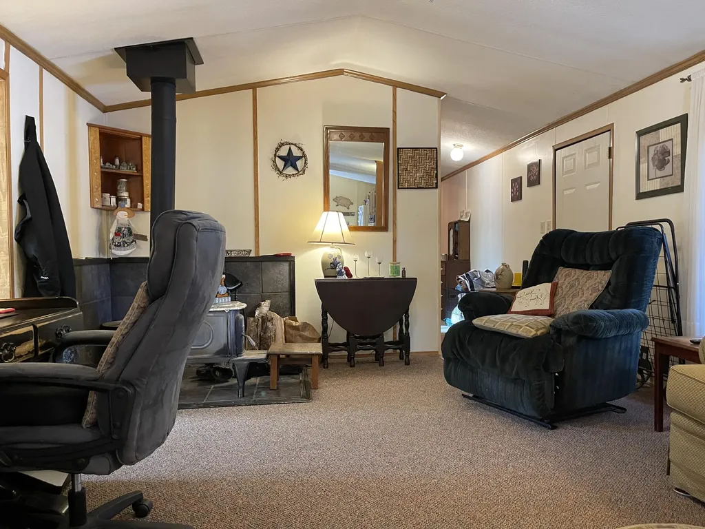 576 Hinckley Road Clinton ME 04927