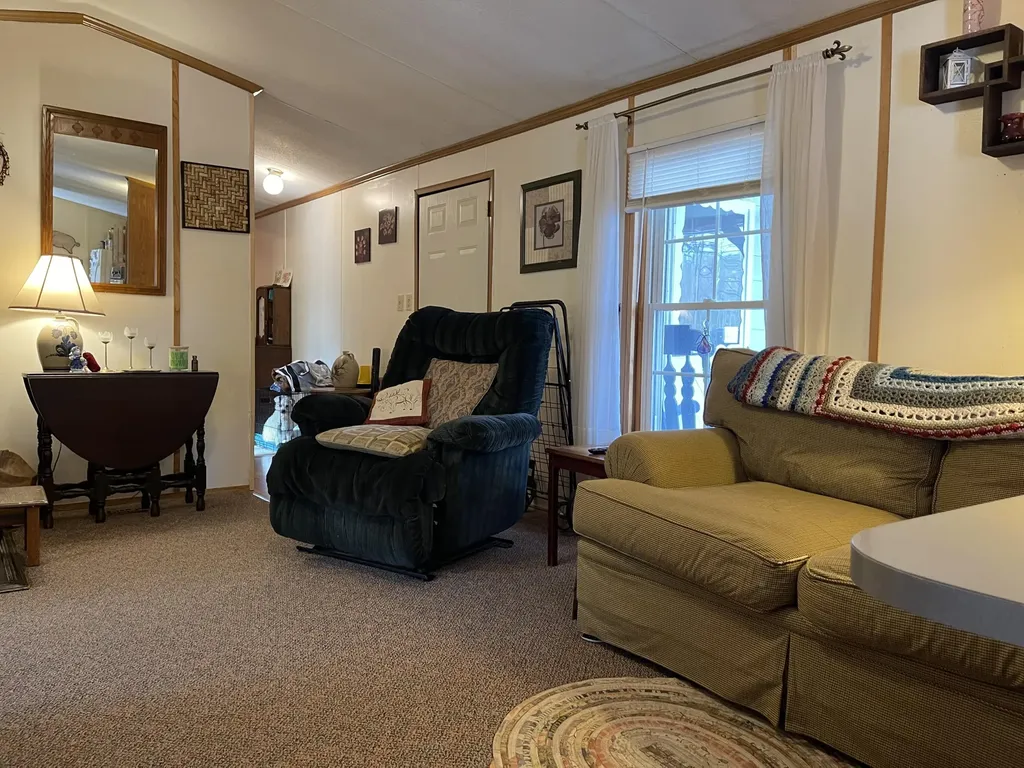 576 Hinckley Road Clinton ME 04927