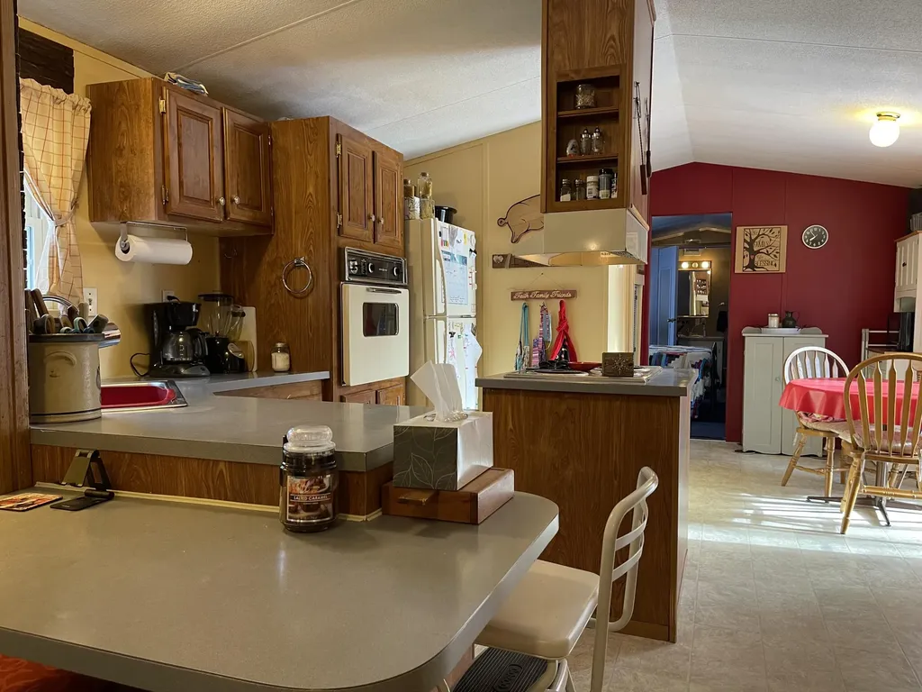 576 Hinckley Road Clinton ME 04927