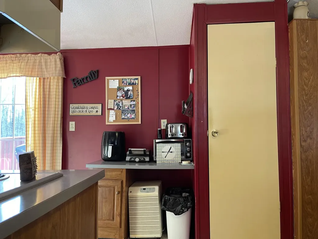 576 Hinckley Road Clinton ME 04927