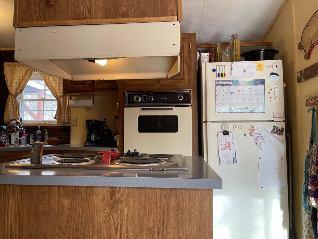 576 Hinckley Road Clinton ME 04927