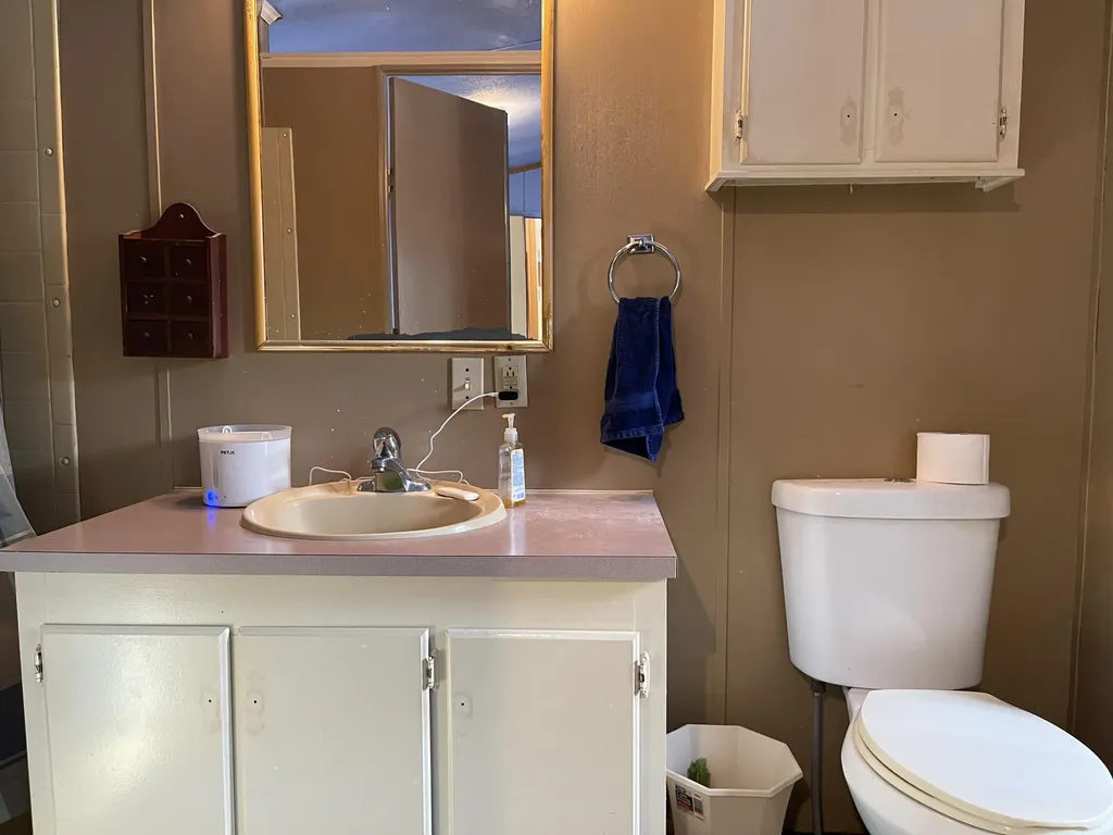 576 Hinckley Road Clinton ME 04927