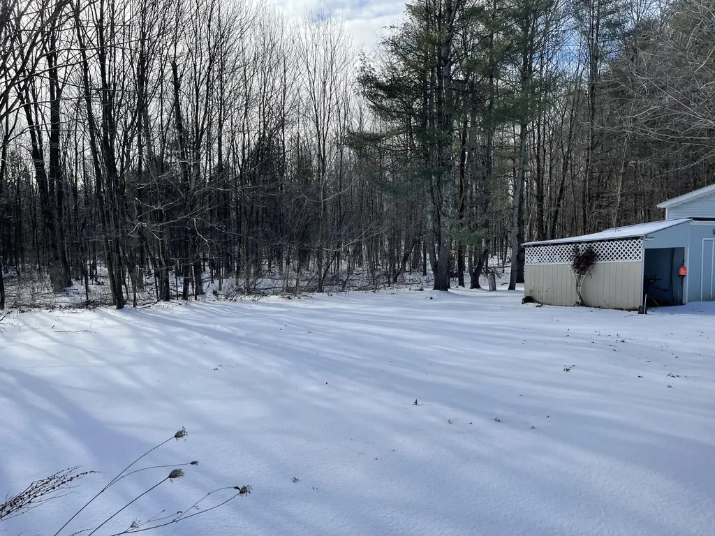 576 Hinckley Road Clinton ME 04927