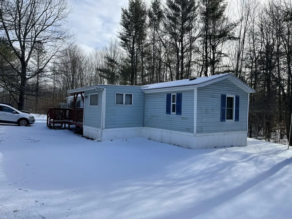576 Hinckley Road Clinton ME 04927