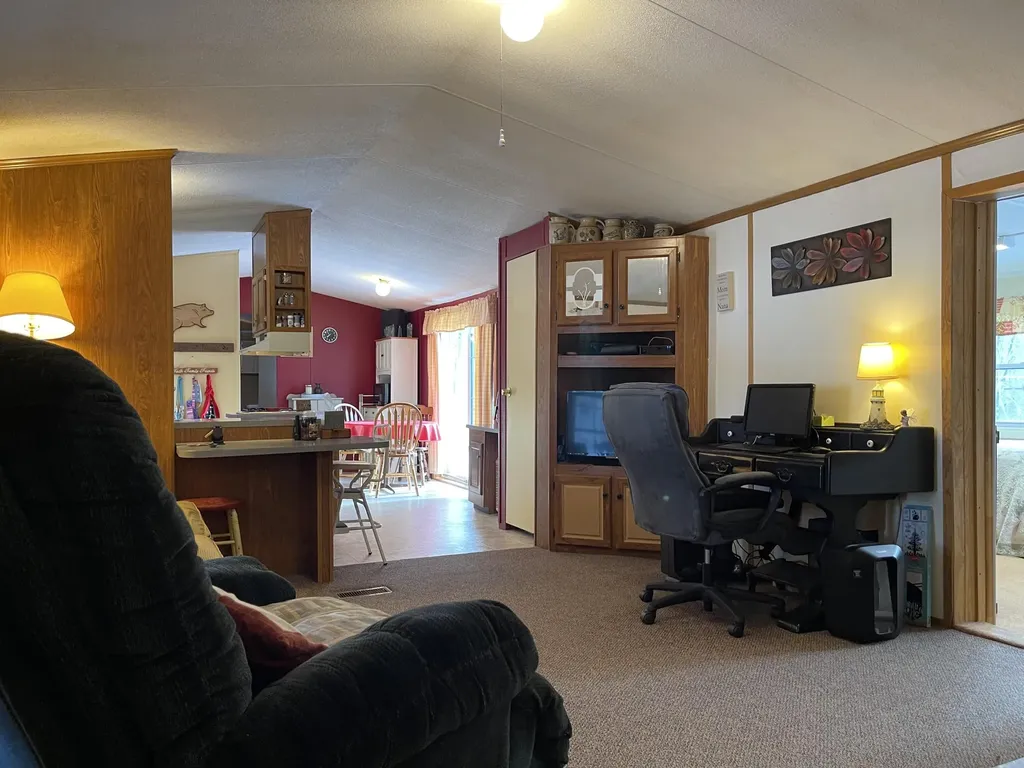 576 Hinckley Road Clinton ME 04927