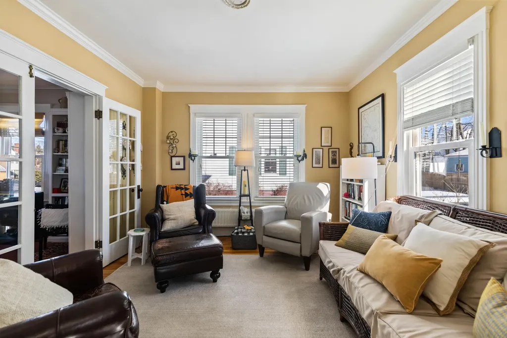 32 Machigonne Street Portland ME 04102