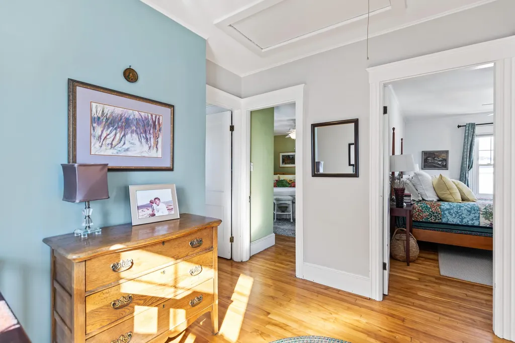 32 Machigonne Street Portland ME 04102