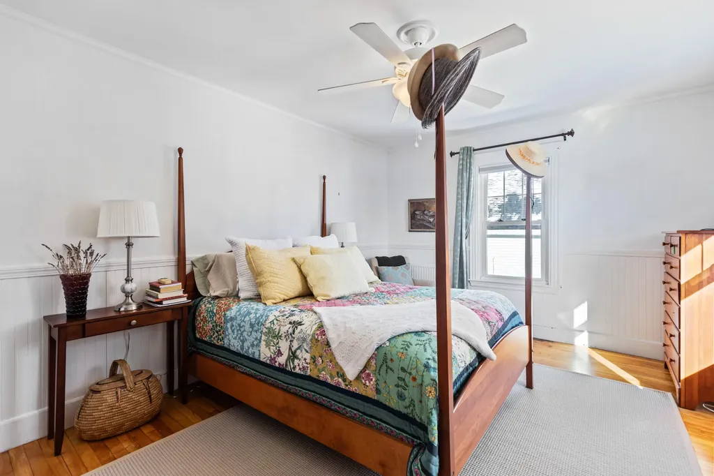 32 Machigonne Street Portland ME 04102