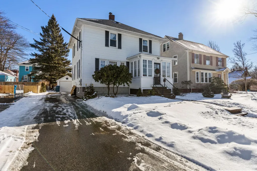 32 Machigonne Street Portland ME 04102