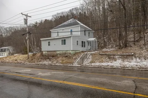 143 Mt Vernon Avenue Augusta ME 04330