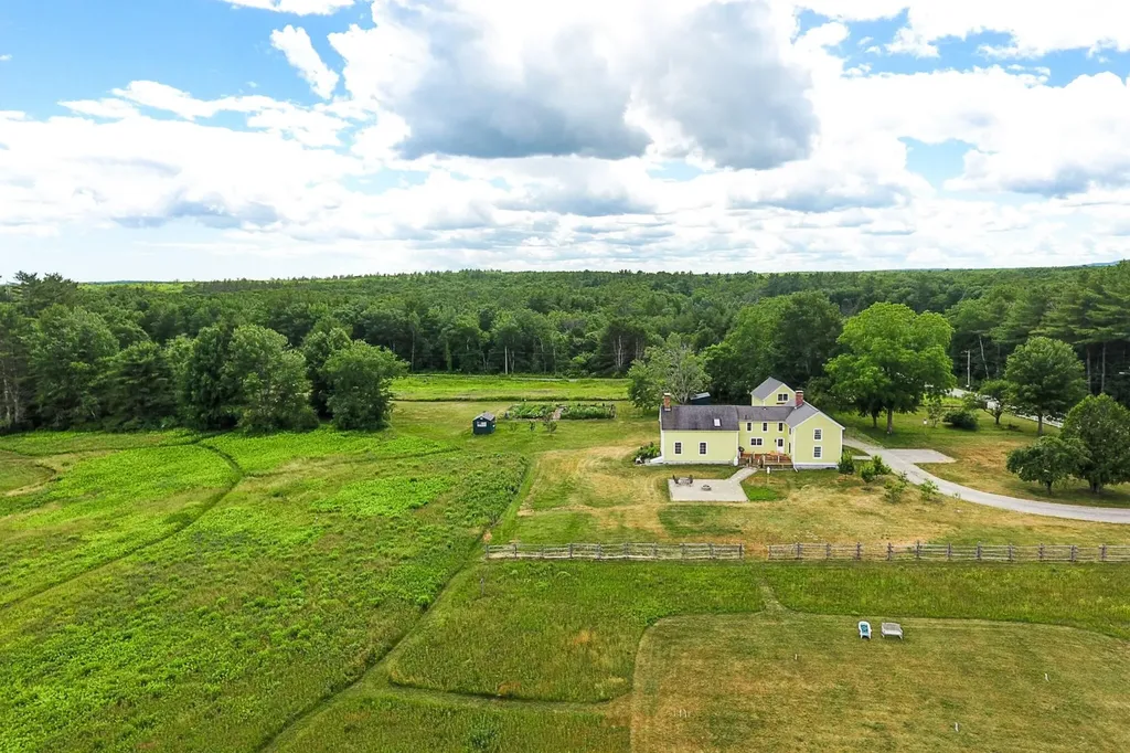 337 Cole Road Kennebunk ME 04043