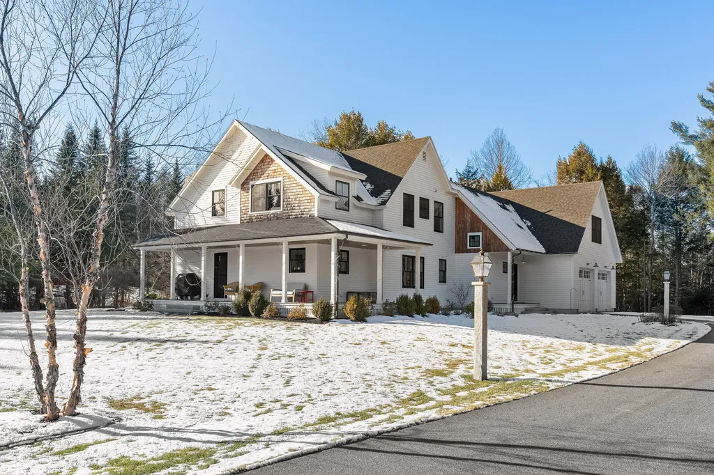 26 Cortland Road Freeport ME 04032