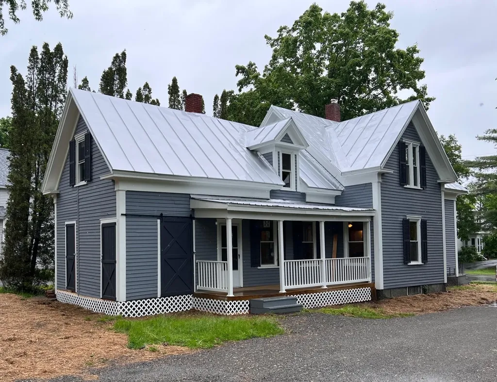 83 Main Street Skowhegan ME 04976