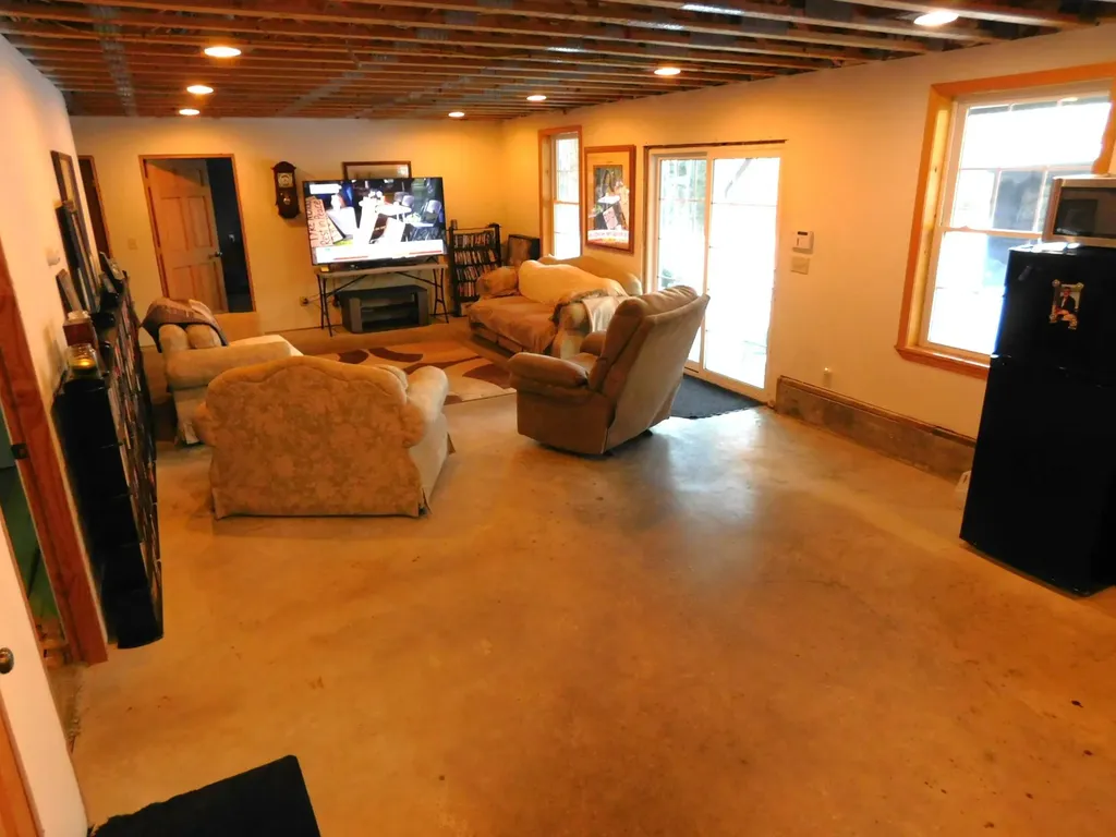321 Dover Road Dexter ME 04930