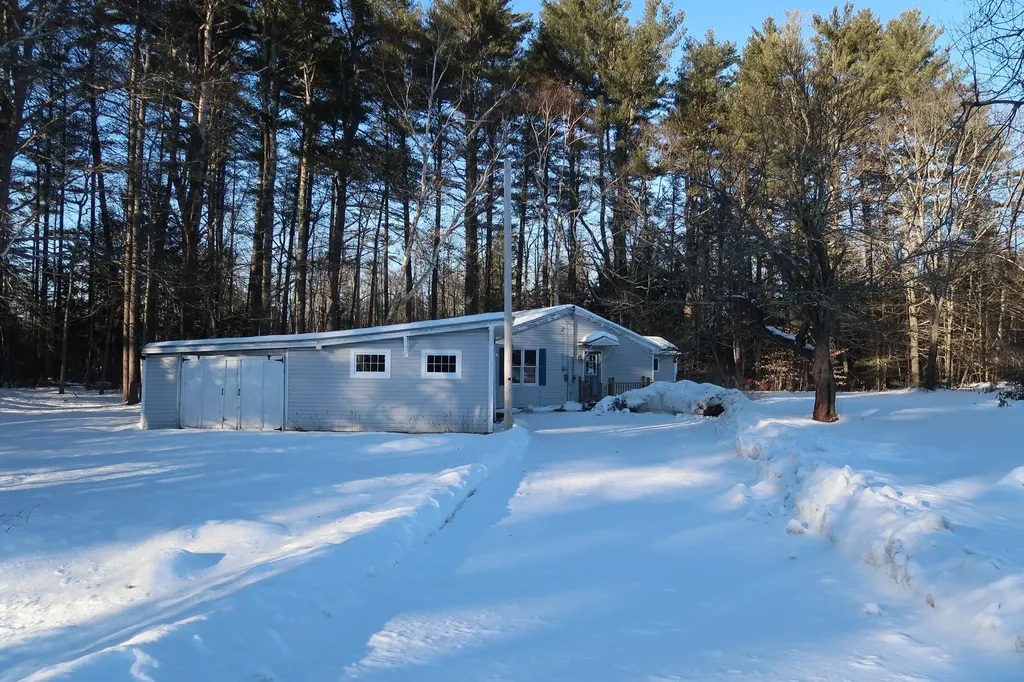 296 Augusta Rockland Road Windsor ME 04363