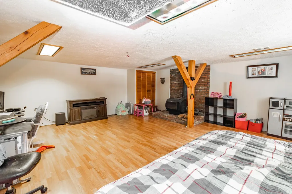 32 Deerfield Drive Sabattus ME 04280