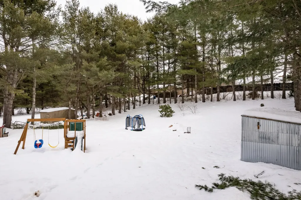 32 Deerfield Drive Sabattus ME 04280