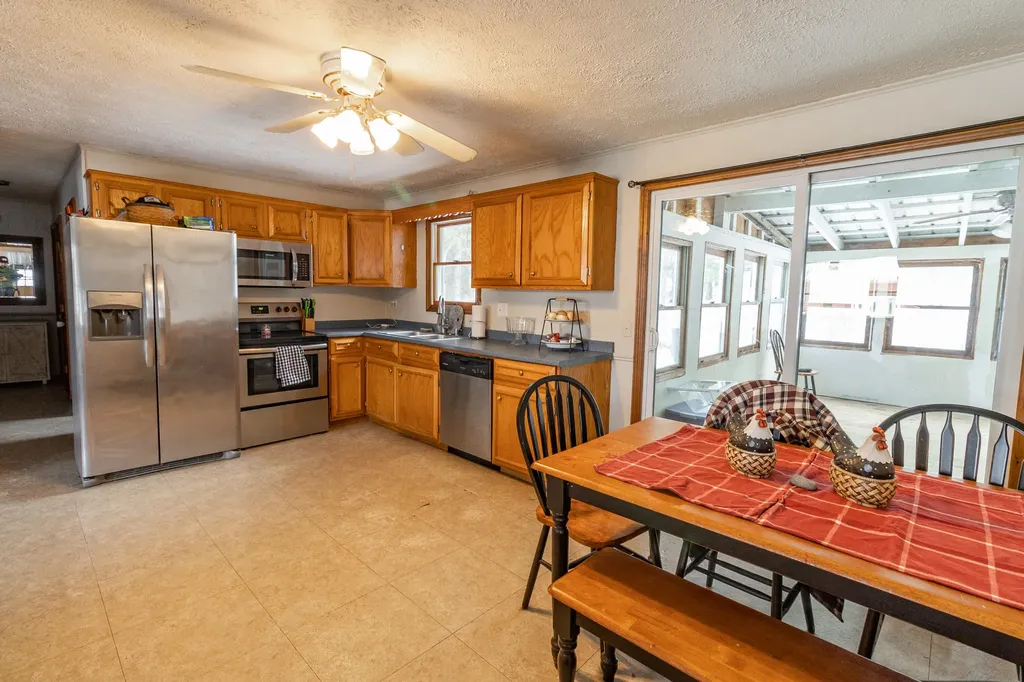 32 Deerfield Drive Sabattus ME 04280