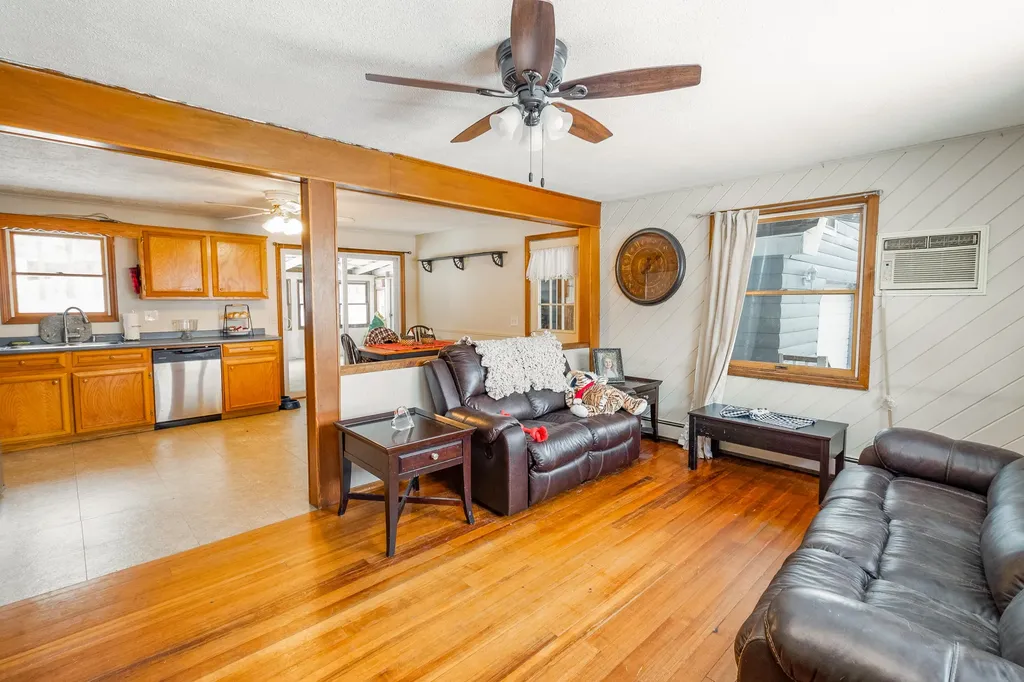 32 Deerfield Drive Sabattus ME 04280