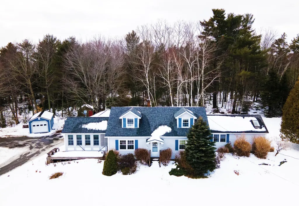 110 Gary Moore Road Ellsworth ME 04605