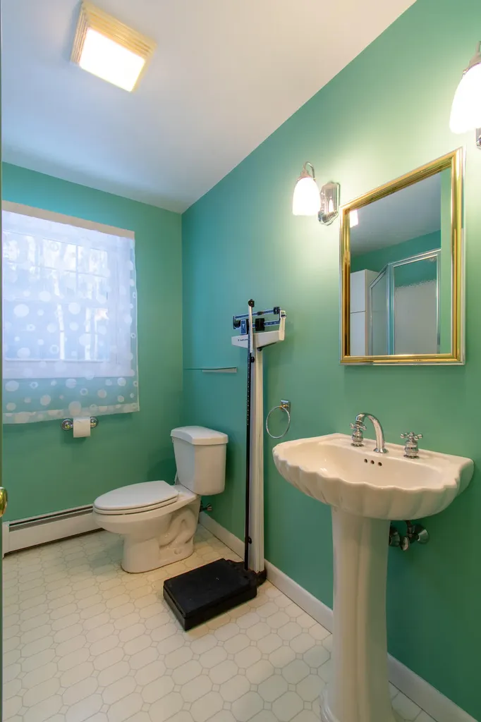 110 Gary Moore Road Ellsworth ME 04605