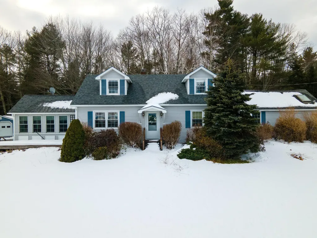 110 Gary Moore Road Ellsworth ME 04605