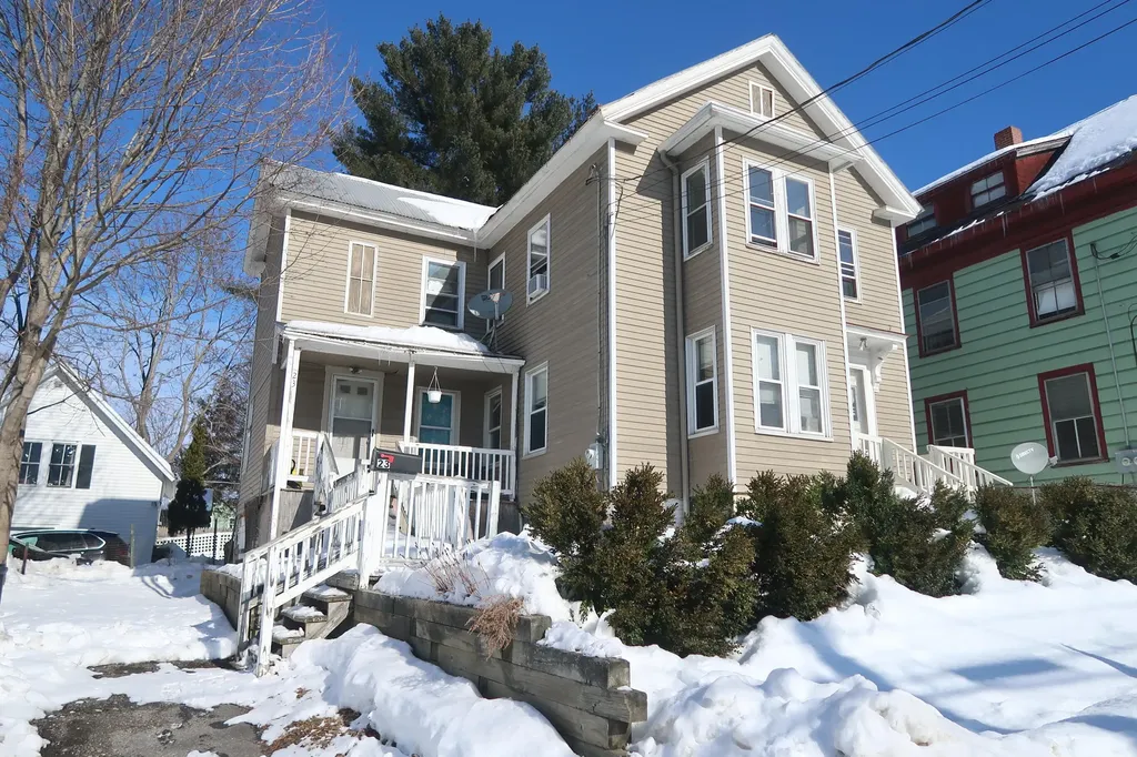 23 Patterson Street Augusta ME 04330