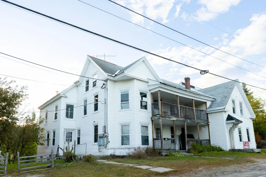7 Butterfield Road Sumner ME 04292