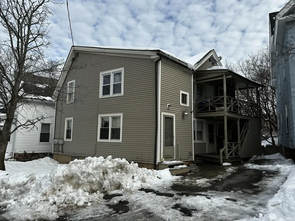 12 Howe Street Lewiston ME 04240