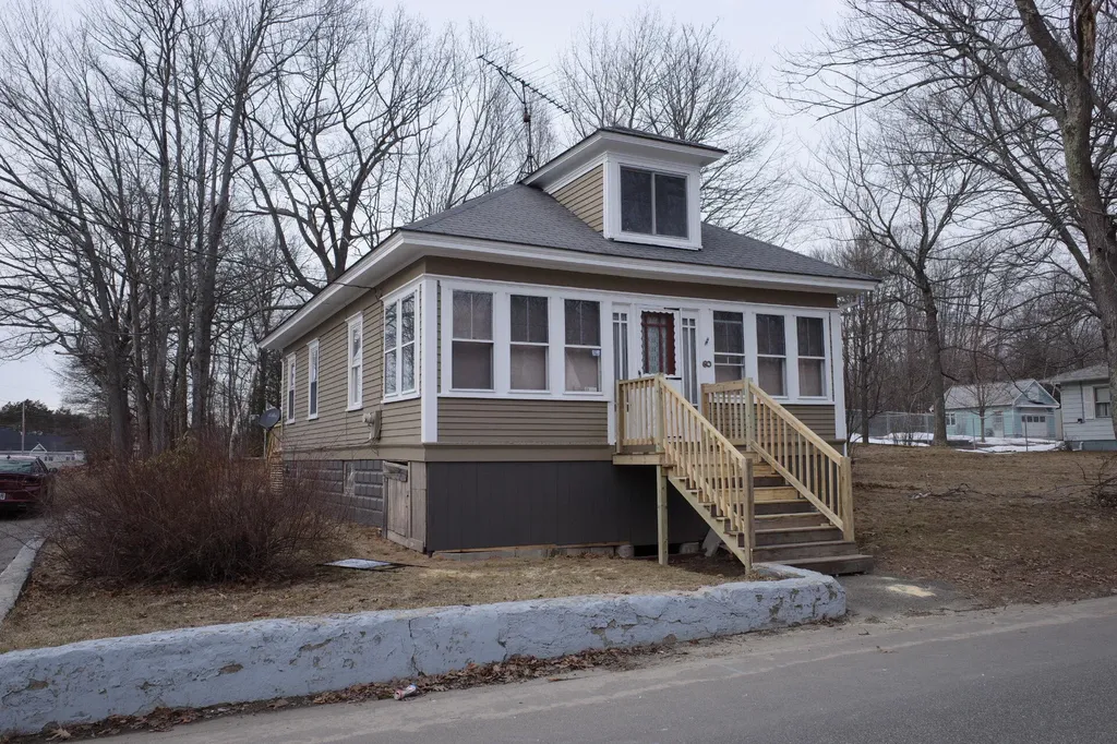 60 Grammar Street Sanford ME 04073