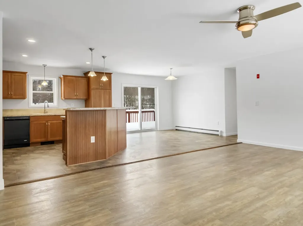 87 Lowelltown Road Wiscasset ME 04578