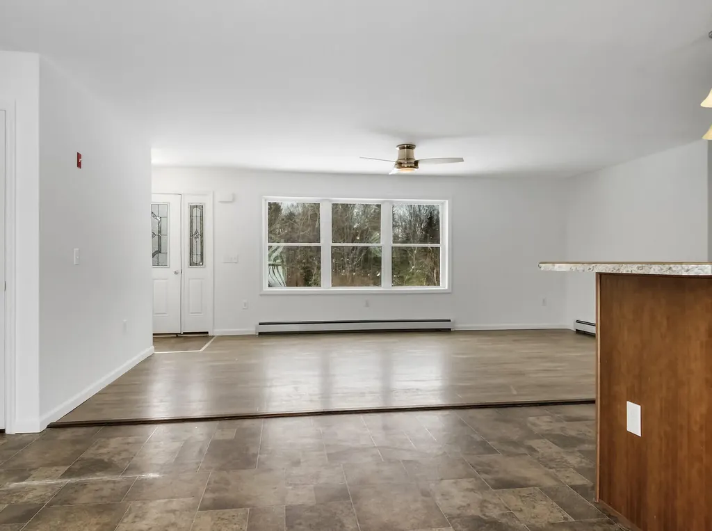 87 Lowelltown Road Wiscasset ME 04578