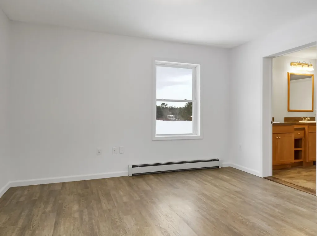 87 Lowelltown Road Wiscasset ME 04578