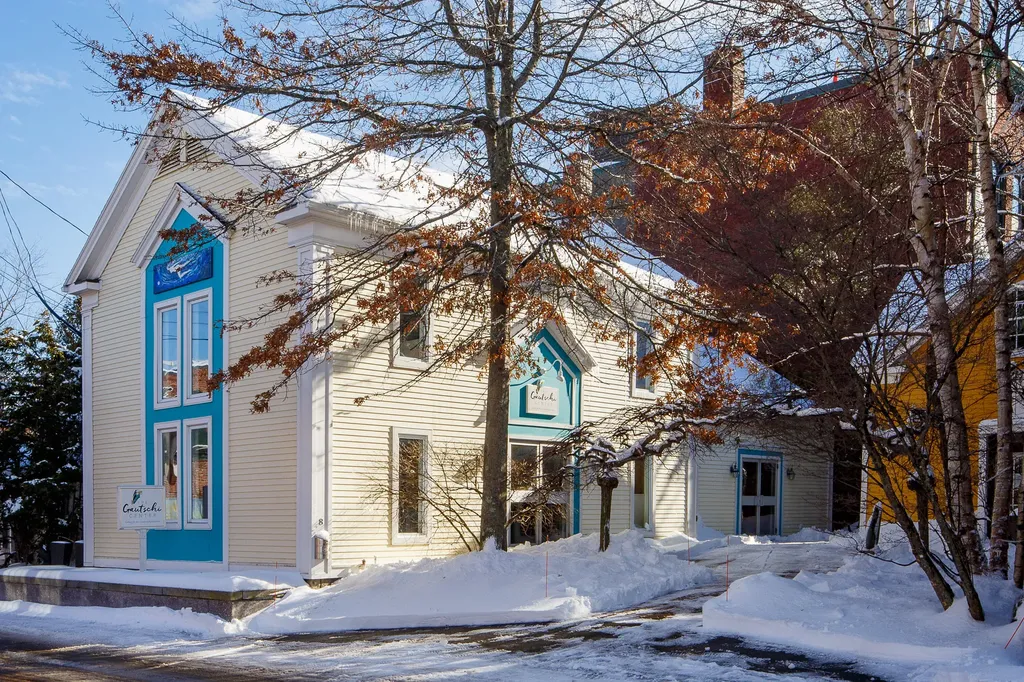 8 Elm Street Rockland ME 04841