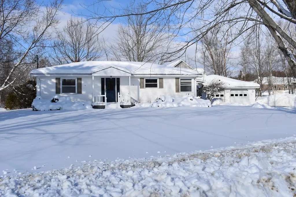 164 Judson Boulevard Bangor ME 04401