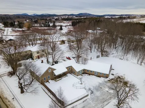 62 High Street Thomaston ME 04861