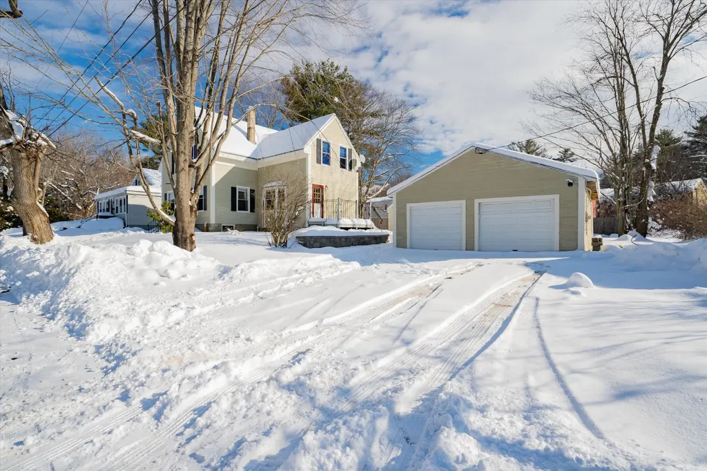40 Avalon Road Portland ME 04103