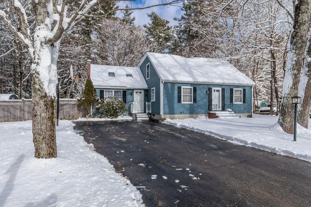 13 Marie Street Gray ME 04039