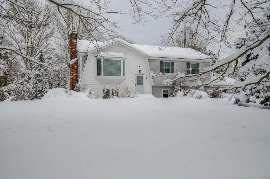 503 Flag Pond Road Saco ME 04072