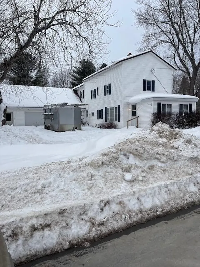 966 Dexter Road Corinna ME 04928