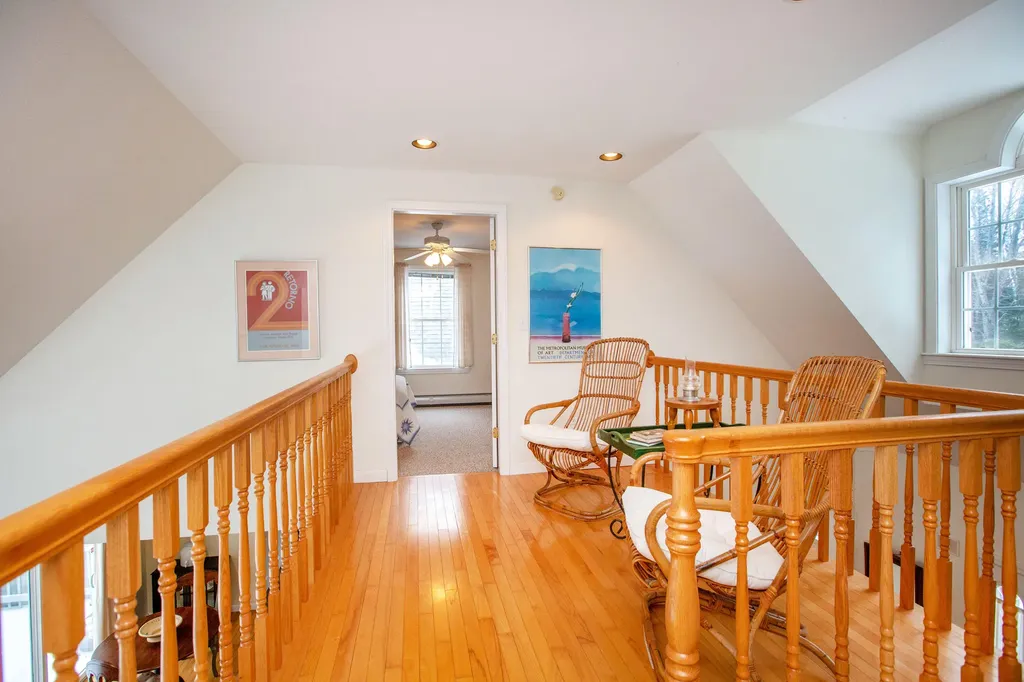 17 Damarin Lane Brunswick ME 04011