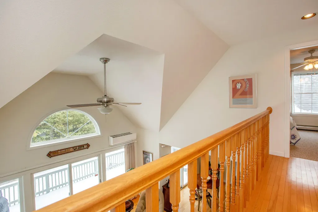 17 Damarin Lane Brunswick ME 04011