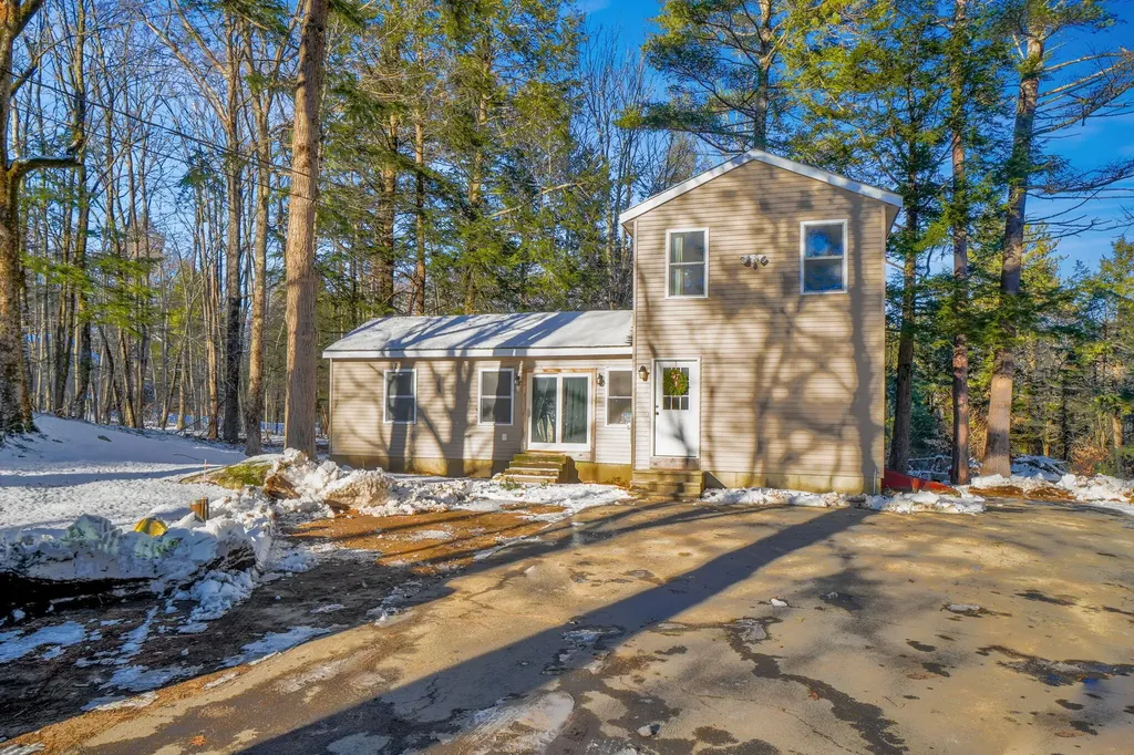 19 Jack Hall Road New Gloucester ME 04260