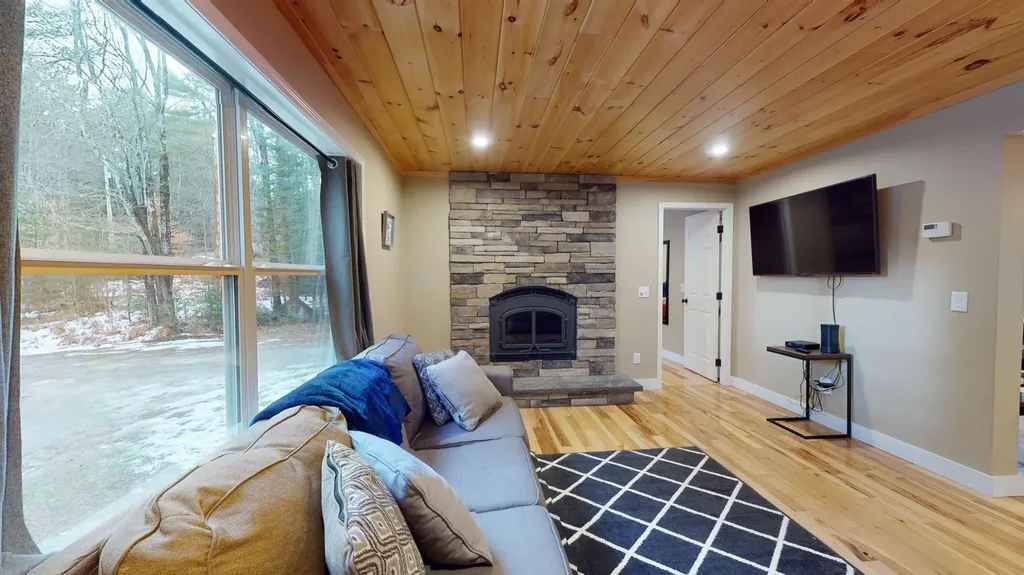 400 Paradise Road Bethel ME 04217