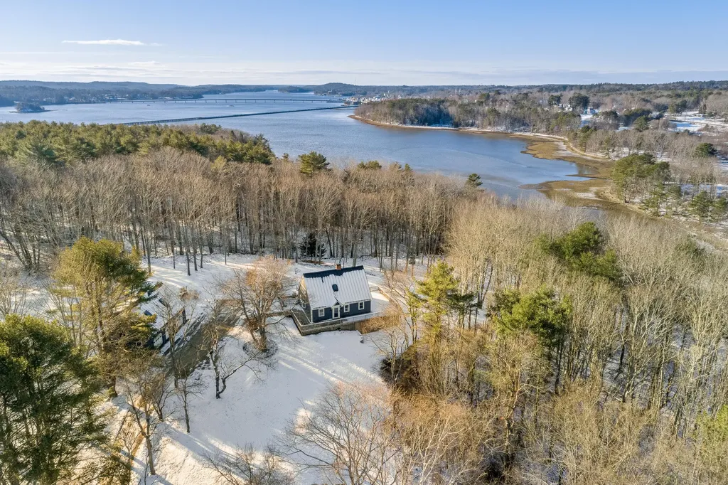 91 Clarks Point Road Wiscasset ME 04578
