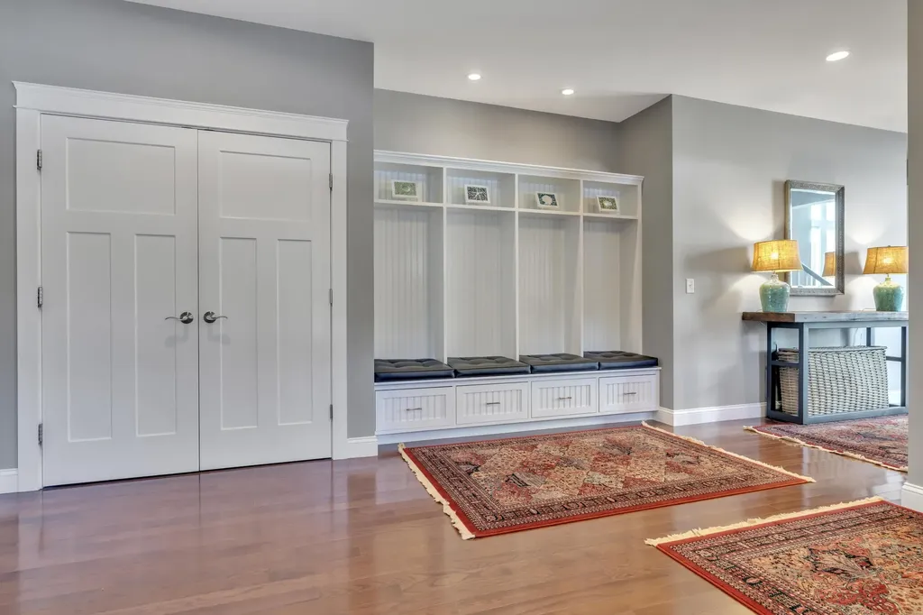 7 Mastwood Lane Kennebunk ME 04043