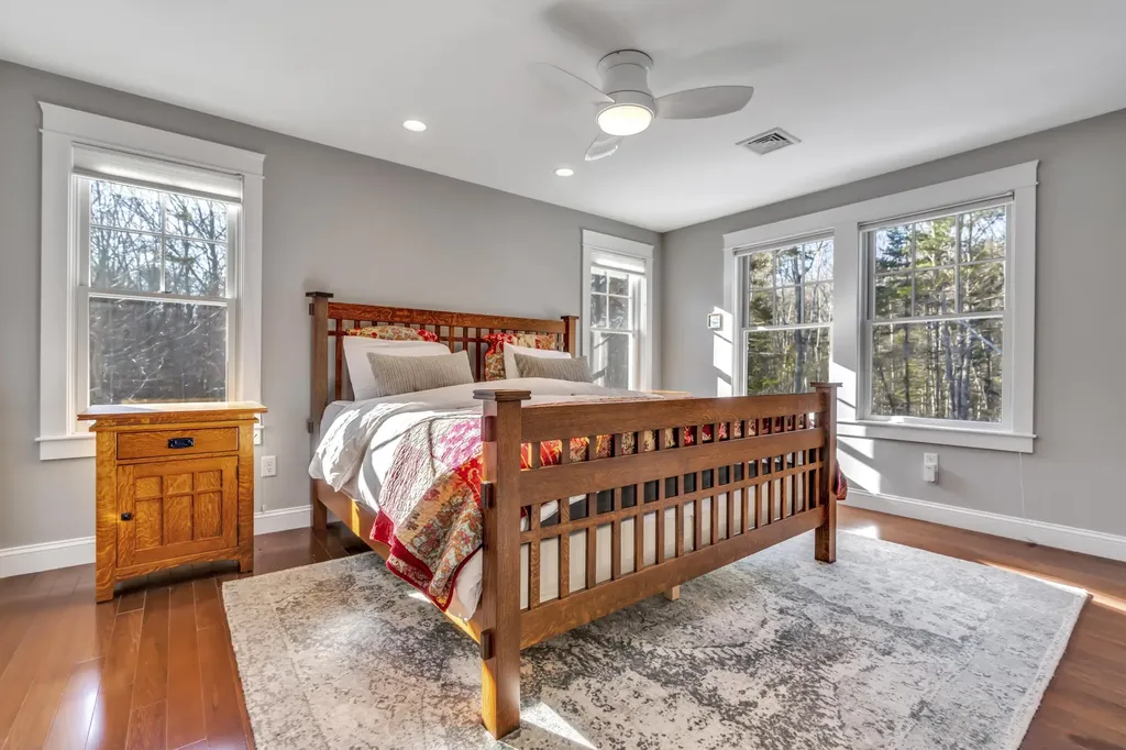 7 Mastwood Lane Kennebunk ME 04043