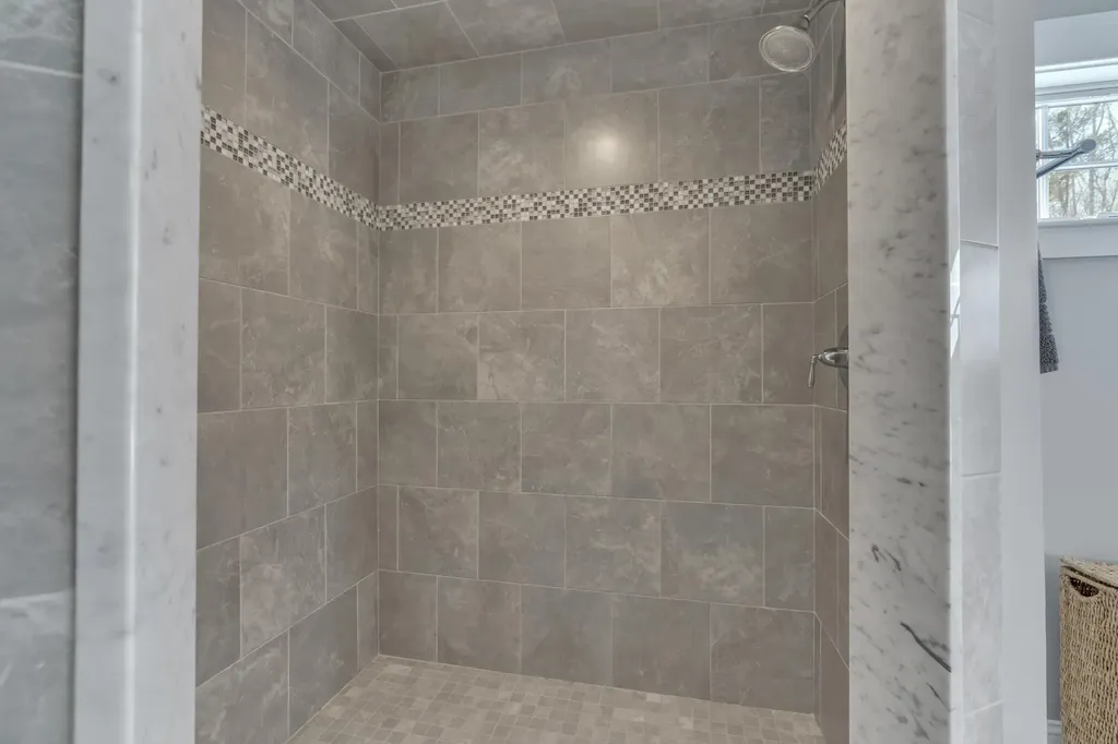 7 Mastwood Lane Kennebunk ME 04043