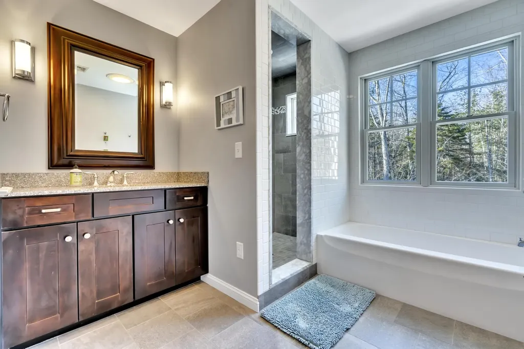 7 Mastwood Lane Kennebunk ME 04043