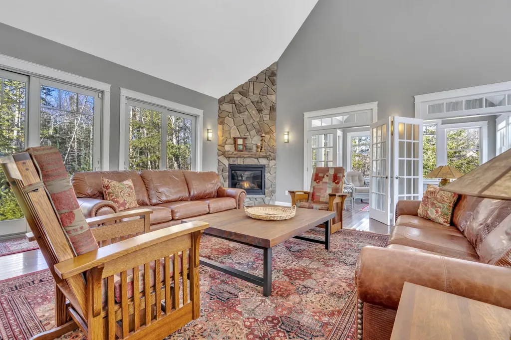 7 Mastwood Lane Kennebunk ME 04043